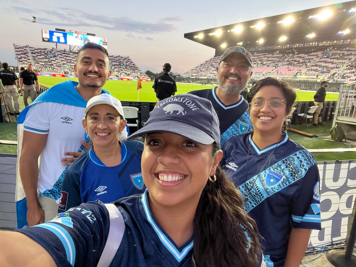 MaJoVGS's tweet photo. Vamos Guate! 🇬🇹    #Veranofutbolero https://t.co/xQP8seR9I2