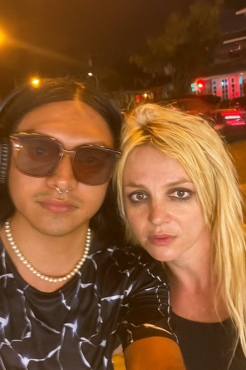 polancoas tweet media