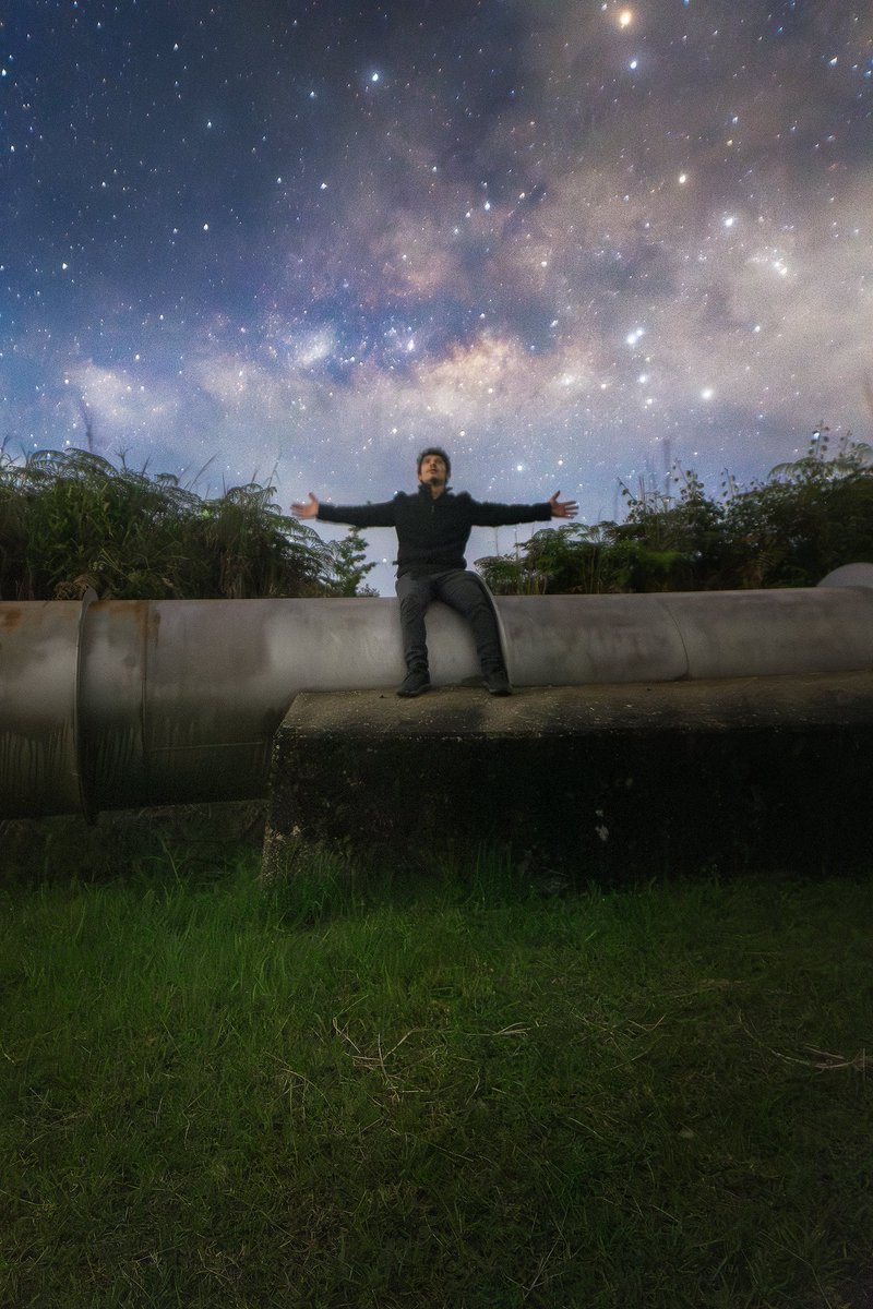 JuanDQuintero01's tweet photo. OUR GALAXY!
Aprovechando un poco que el Centro Galáctico está cerca del horizonte para los autorretratos! https://t.co/lMwQWoCnqX