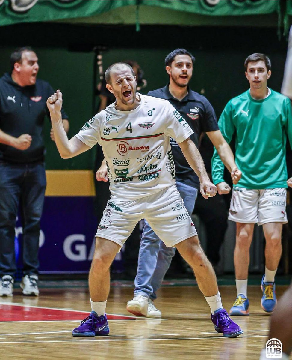 Imperdible mañana <a href="/picalanaranja/">Pica la naranja</a>.
Nos visita Pepo Vidal en estudios.
Habla por primera vez tras la última #LUB.
11:50 hs los esperamos por <a href="/universal970/">970 Universal</a>.