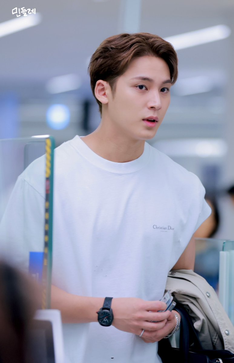dandelion_0406's tweet image. 250625 ICN 민규♥

dior 뽀이♥ 조심히 잘 다녀와

#민규  #MINGYU #SEVENTEEN 
#세븐틴 #ミンギュ