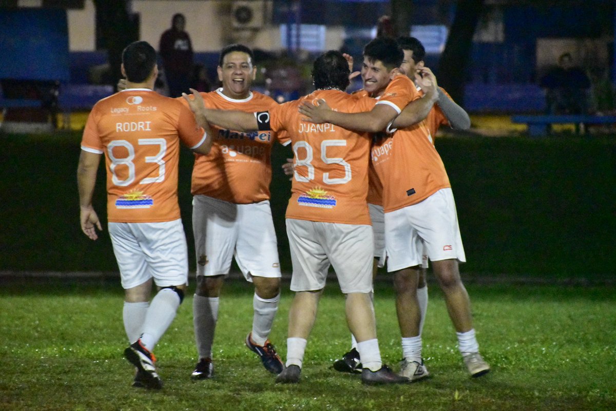 exa2003's tweet image. LA NARANJA 2003 ES DE LA "A"

Si señores, #ElMásPopularDelExa vuelve a Primera!

Ahora vamos por el Campeonato!

Nos verán volver! @exacasjoficial

2003 🧡🙏🏆