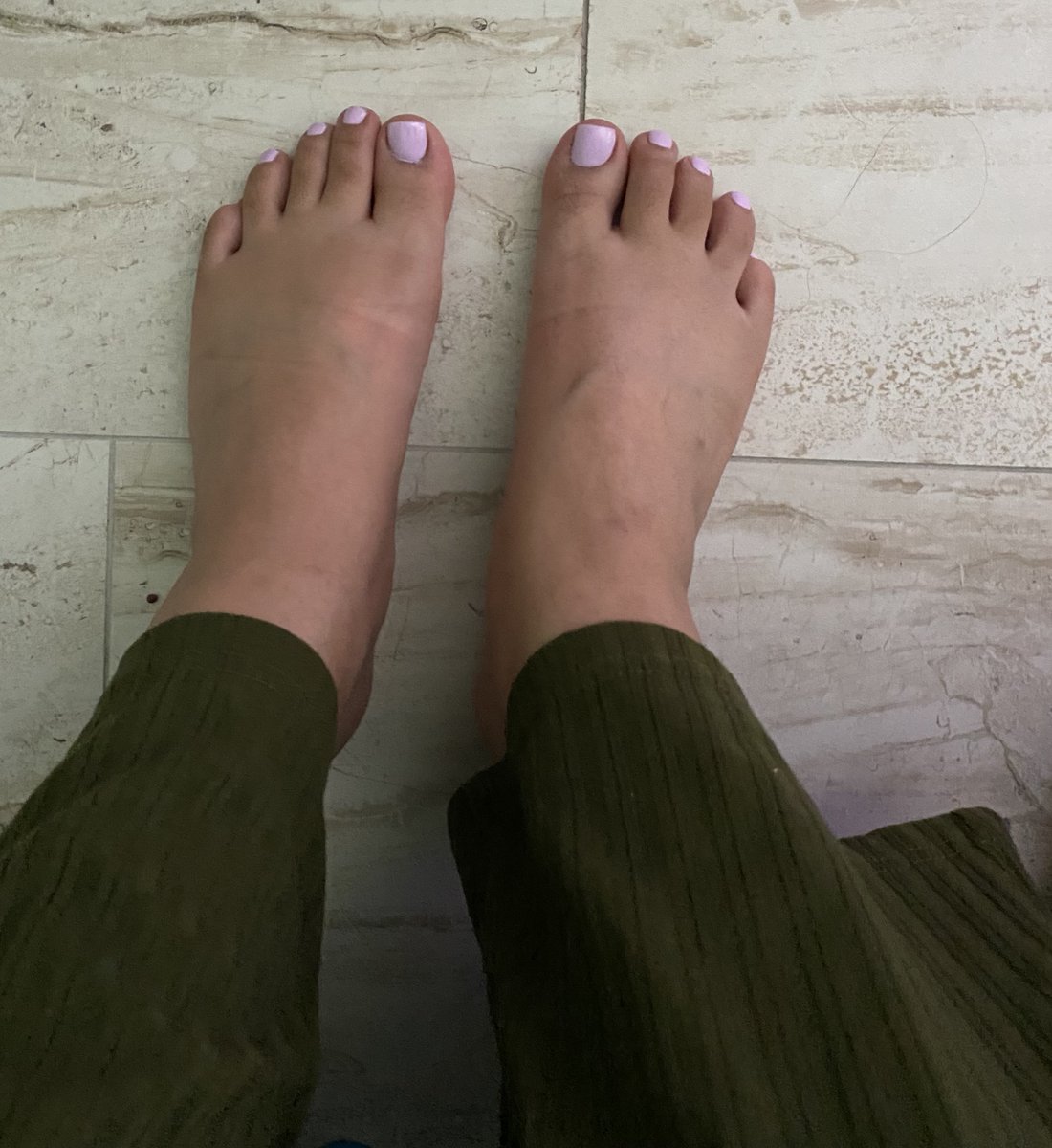 TheArchDiaries's tweet photo. If you want more feet pics, message me. #feetlovers #feetfetısh #footfetısh https://t.co/W7yJe44Jl1
