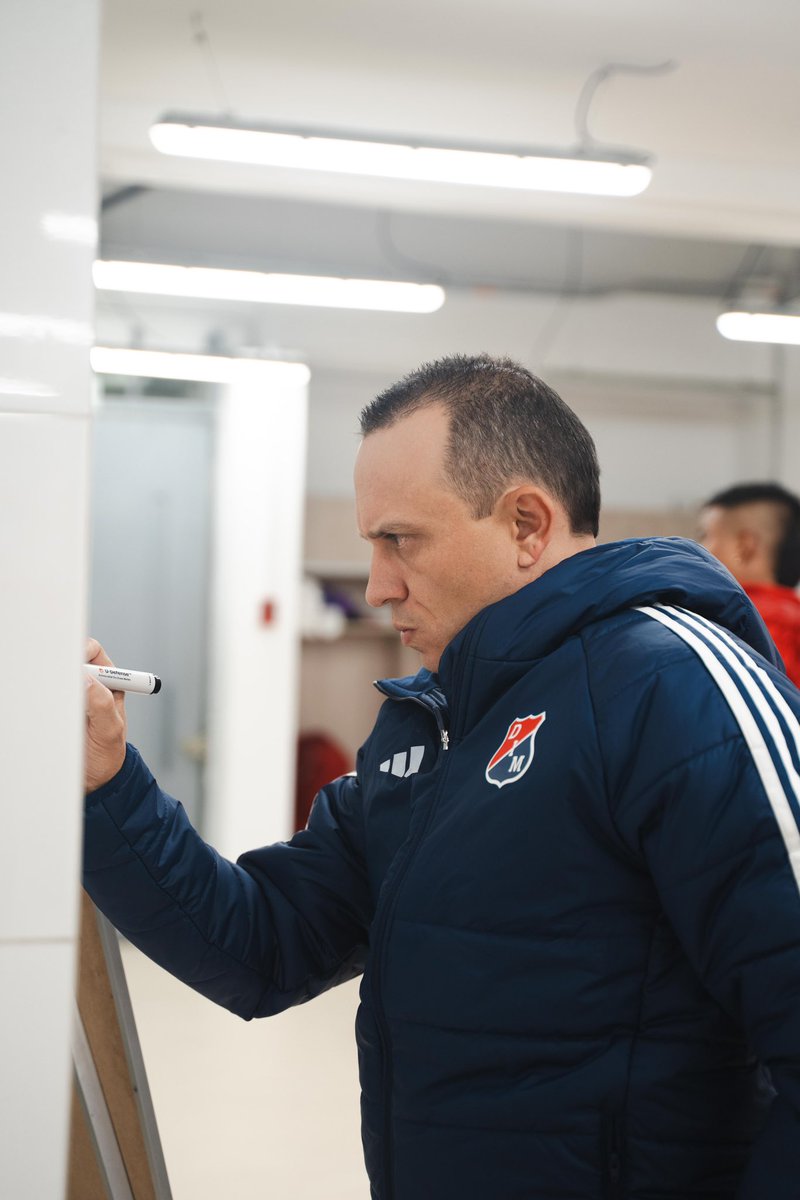 [✍️❤️💙] El plan sigue. 👨🏻‍🏫