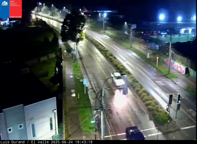 Ahora (19:41) Situación del tránsito en Av. Luis Durand #Temuco <a href="/MTTLaAraucania/">SeremiTT Región de La Araucanía</a>