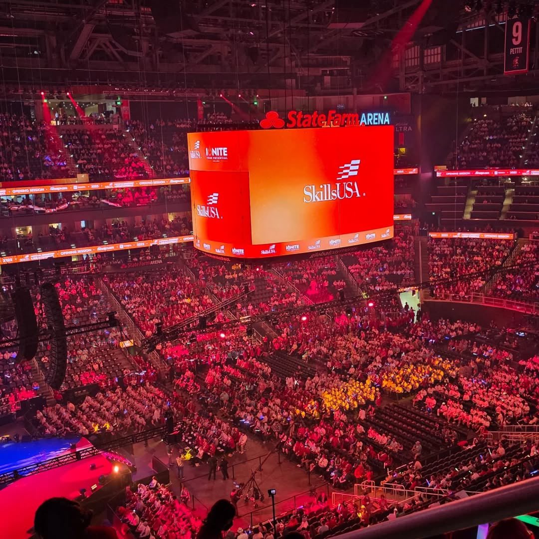 🎉 Today is the Opening Ceremony for the SkillsUSA National Leadership &amp; Skills Conference! Good luck to the Saunders Trades and Technical High School and Charles E. Gorton High School CTE national competitors representing Yonkers! We are proud! #YonkersMagic  
Photo Credit: