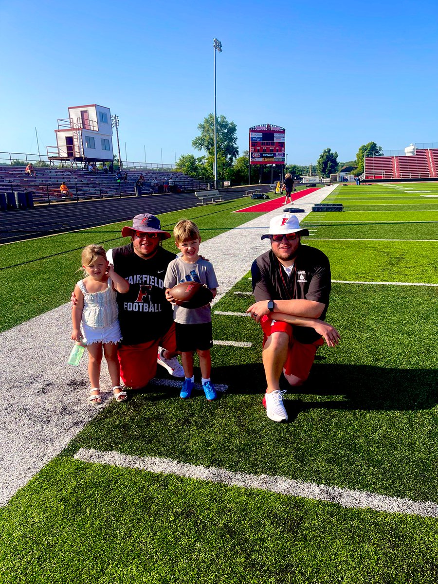 Youth camp ✅ S/O to my favorite campers James and Josie! <a href="/JoeStewartTD/">Joe Stewart</a>
