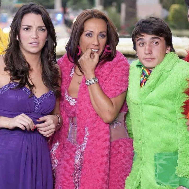 estan muy diferentes bibi y ludoviquito 😱
