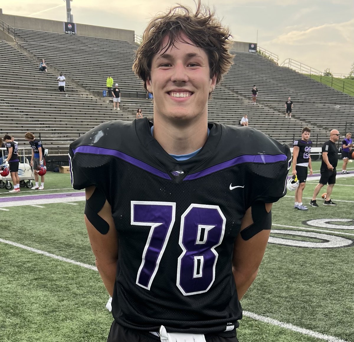 Mark Johnson (@mj_nfldraft) on Twitter photo Dynamic LBs at the <a href="/WarhawkFootball/">Warhawk Football</a> Mega Camp
The LB position was arguably the best at the camp! It was loaded with '26 talent and several left with offers following their efforts! Check out my best of the day including <a href="/GTalla11/">Gabriel Talla</a> & <a href="/noahdodds8/">Noah Dodds</a>!
Article: prepredzone.com/2025/06/dynami… Dynamic LBs at the <a href="/WarhawkFootball/">Warhawk Football</a> Mega Camp
The LB position was arguably the best at the camp! It was loaded with '26 talent and several left with offers following their efforts! Check out my best of the day including <a href="/GTalla11/">Gabriel Talla</a> & <a href="/noahdodds8/">Noah Dodds</a>!
Article: prepredzone.com/2025/06/dynami…