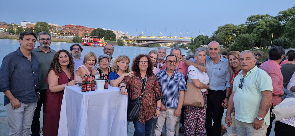 ⛔️Dos años de Gobierno de Sanz, dos años perdidos para Sevilla.

🌹Es hora de volver a avanzar🌹<a href="/psoebellavista/">PSOE de Bellavista</a> 

#relanzasevilla 🚀 con <a href="/antoniomunozsev/">Antonio Muñoz</a>