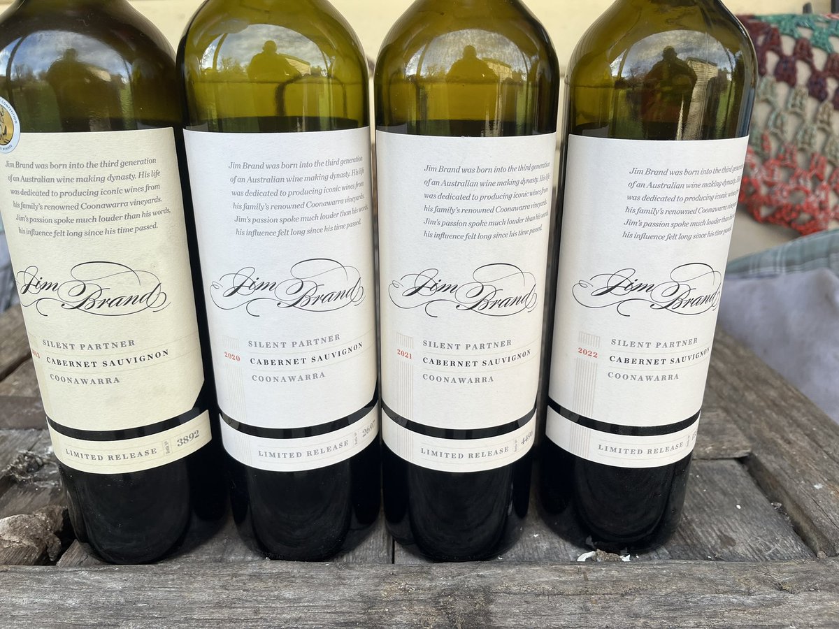 winsordobbin's tweet image. The poignant story behind #wine that pays tribute to a #Coonawarra great. #brandfamilywines gourmetontheroad.com/2025/06/family…