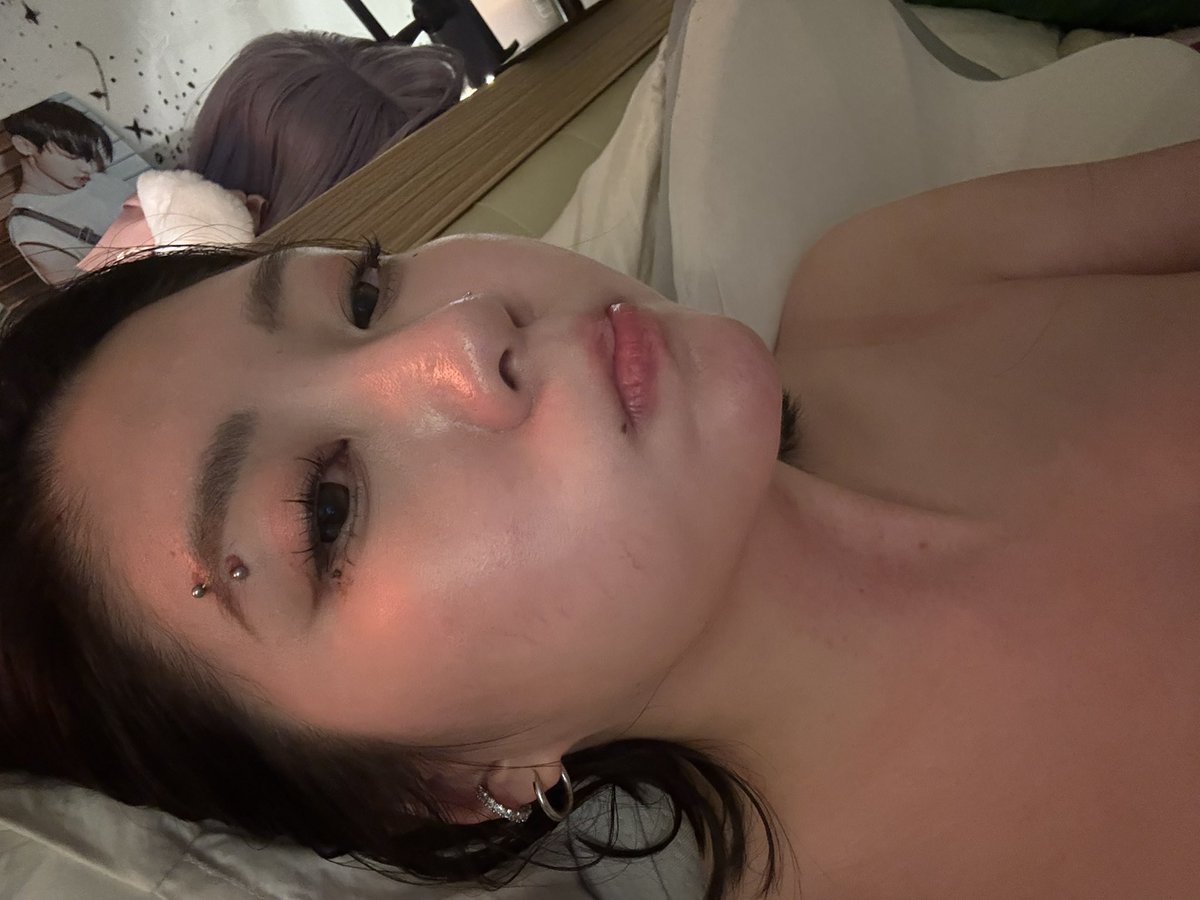 I unno why I’ve been so anxious lately :(