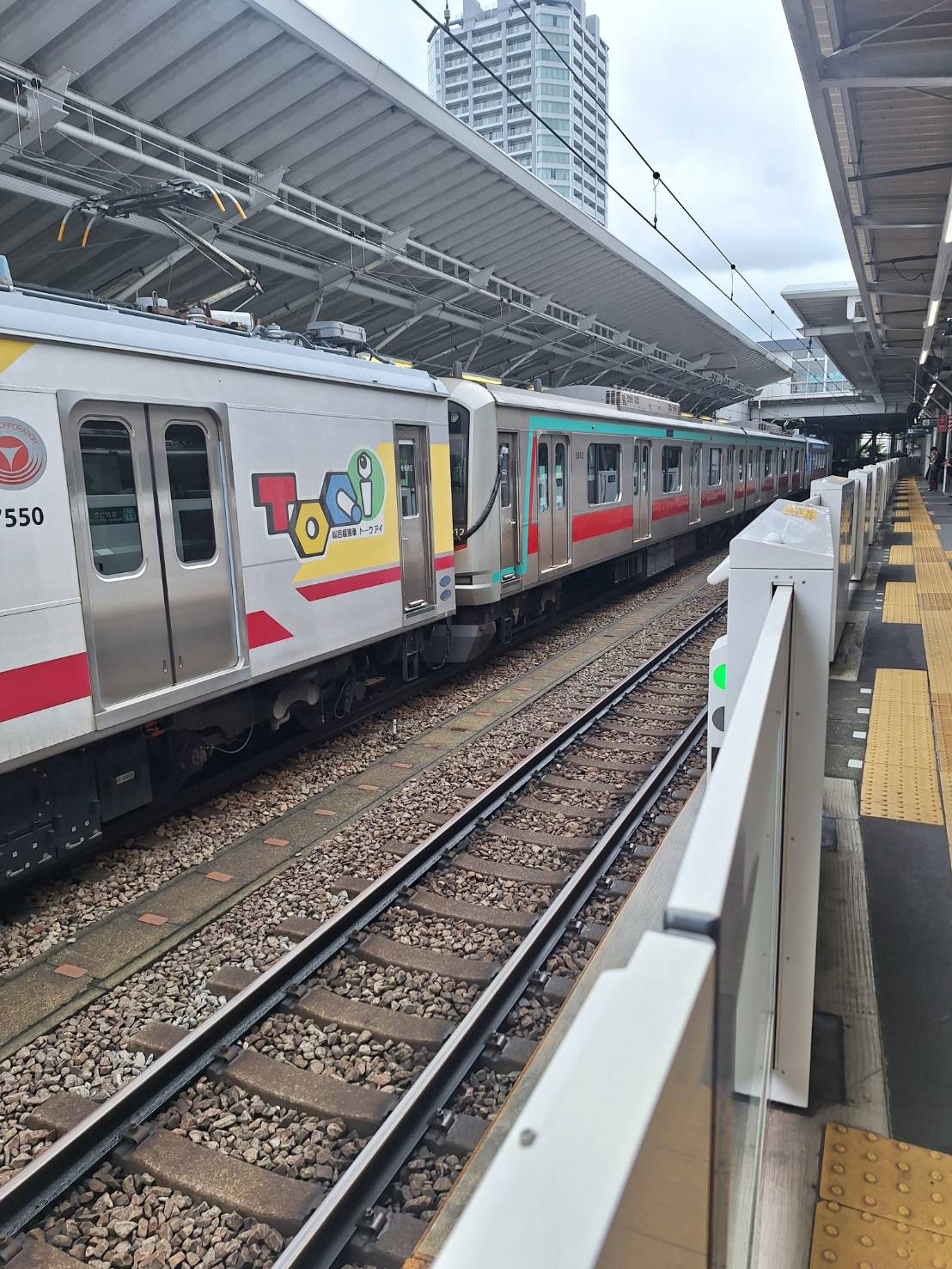 撮り鉄のむさん | 新京成8900形 8918F 京成津田沼行き