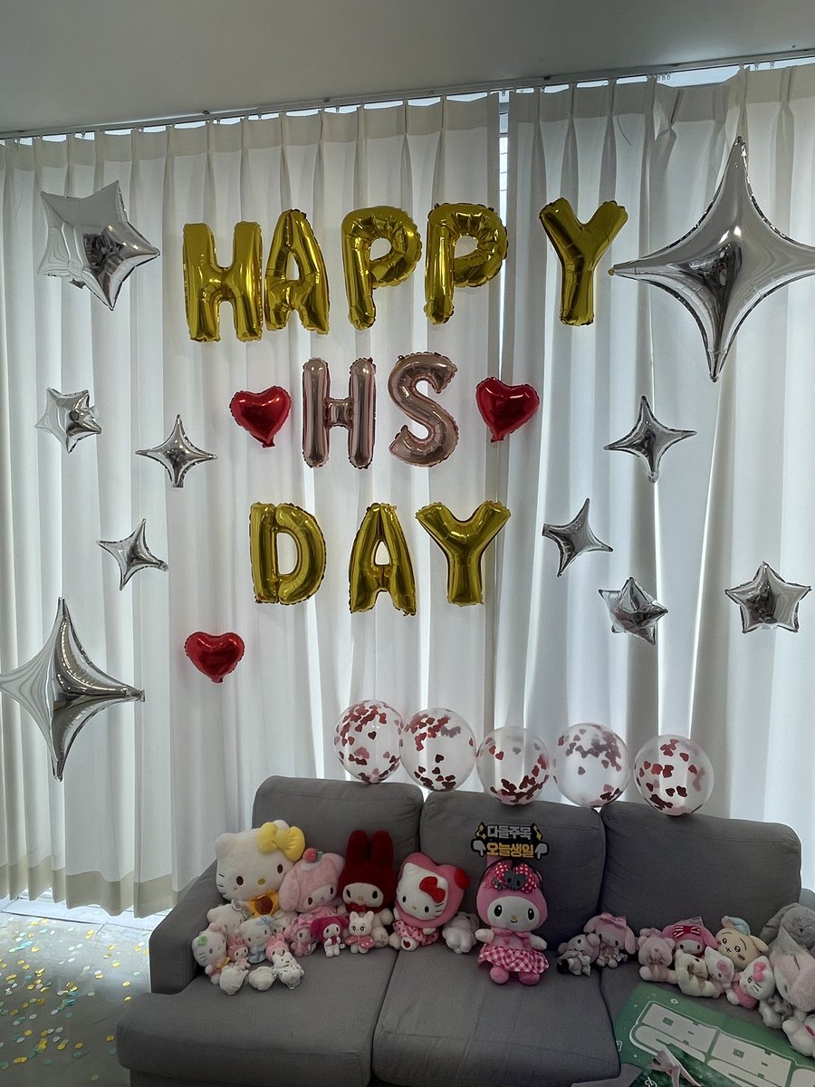 #형서와_함께하는_여름일기

카페가 너무 예뻐요💓💓💓💓💓💕💕💕💞❤️❤️💞💞💞💞💘💘❤️💞💘❤️💘💞❤️💞❤️💘❤️❤️❤️💞