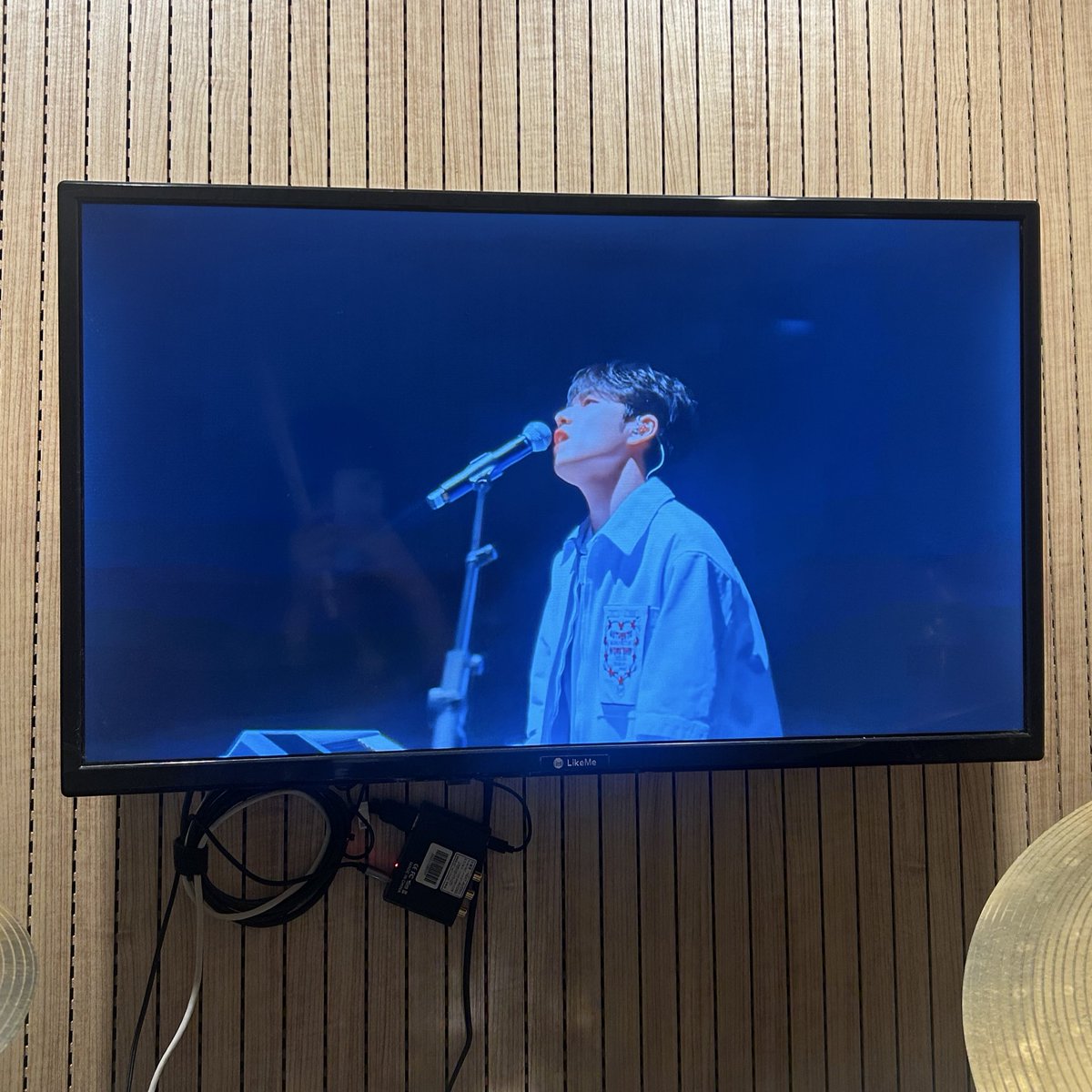 blossomwonpile's tweet photo. 해피 치다가 박자놓쳐서
냅다 영상이나 감상합니다..😇 https://t.co/RhyaL3EMHp