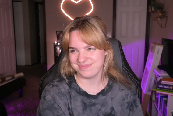 thenikkijamess's tweet photo. first twitter post in a while, kinda nervous

I'M LIVE ON PURPLE APP COME SAY HI https://t.co/IPbwzLo4ig