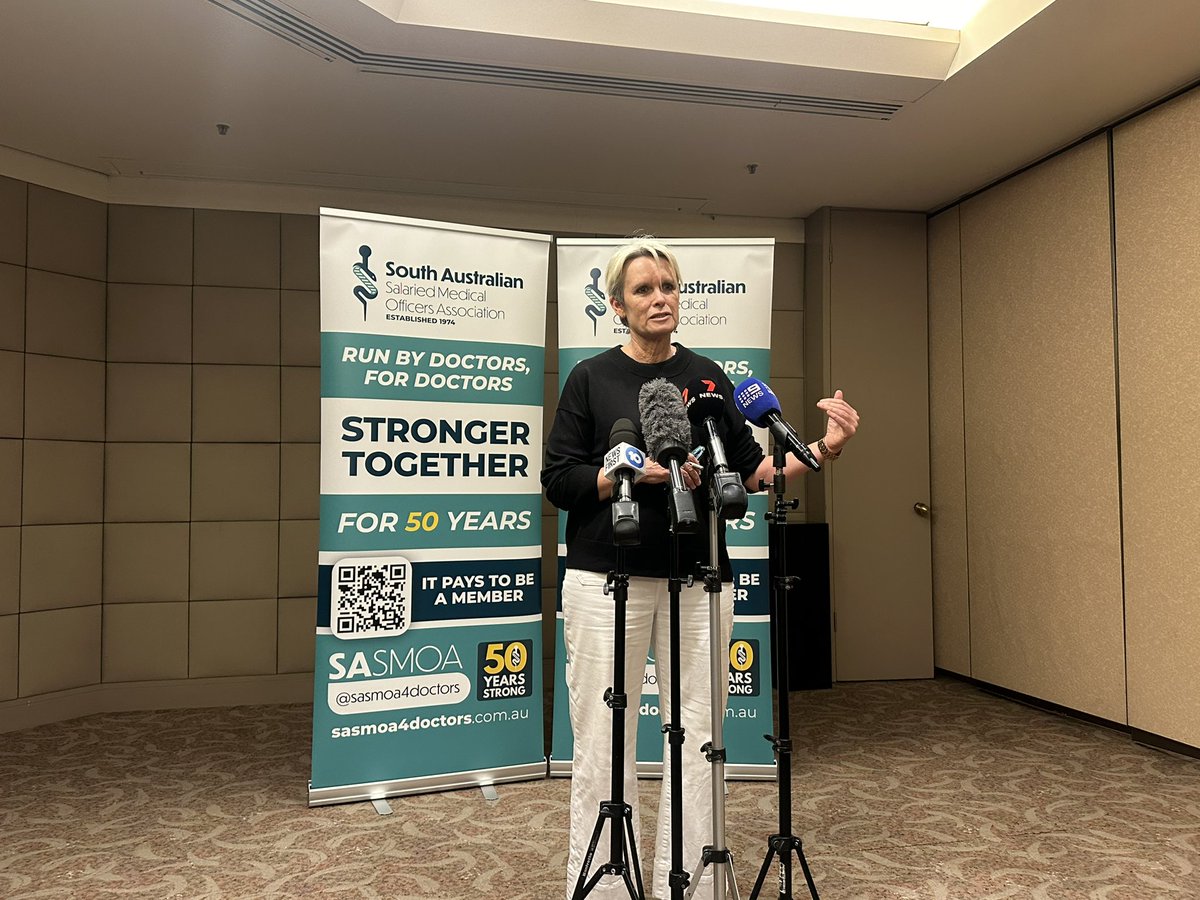 Michaela Komarek (@komarekmichaela) on Twitter photo Doctors have unanimously rejected the governmentâs latest pay offer at a stop-work meeting.
A full day strike is now locked in for July 30.
The union wants a 30% pay rise over three years - and says it wonât back down. <a href="/7NewsAdelaide/">7NEWS Adelaide</a> Doctors have unanimously rejected the governmentâs latest pay offer at a stop-work meeting.
A full day strike is now locked in for July 30.
The union wants a 30% pay rise over three years - and says it wonât back down. <a href="/7NewsAdelaide/">7NEWS Adelaide</a>