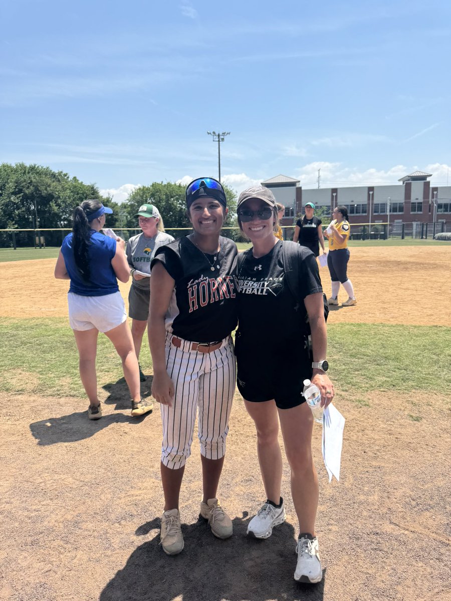 Great camp today at Norfolk State University, talked to many coaches and learned so much! Can’t wait see them again! @BartonSB_CoachB <a href="/MelisaShock/">Melisa Shock</a> <a href="/JerryThrockmor3/">Jerry Throckmorton</a> <a href="/CoastRecruits/">Coast 2 Coast Recruits</a> <a href="/nsusoftball/">Norfolk State Softball</a> <a href="/Get2CollegAth/">Get 2 College Athletics</a> <a href="/SBRRetweets/">Softball Recruiting Reposts</a> 🧡🖤🐝