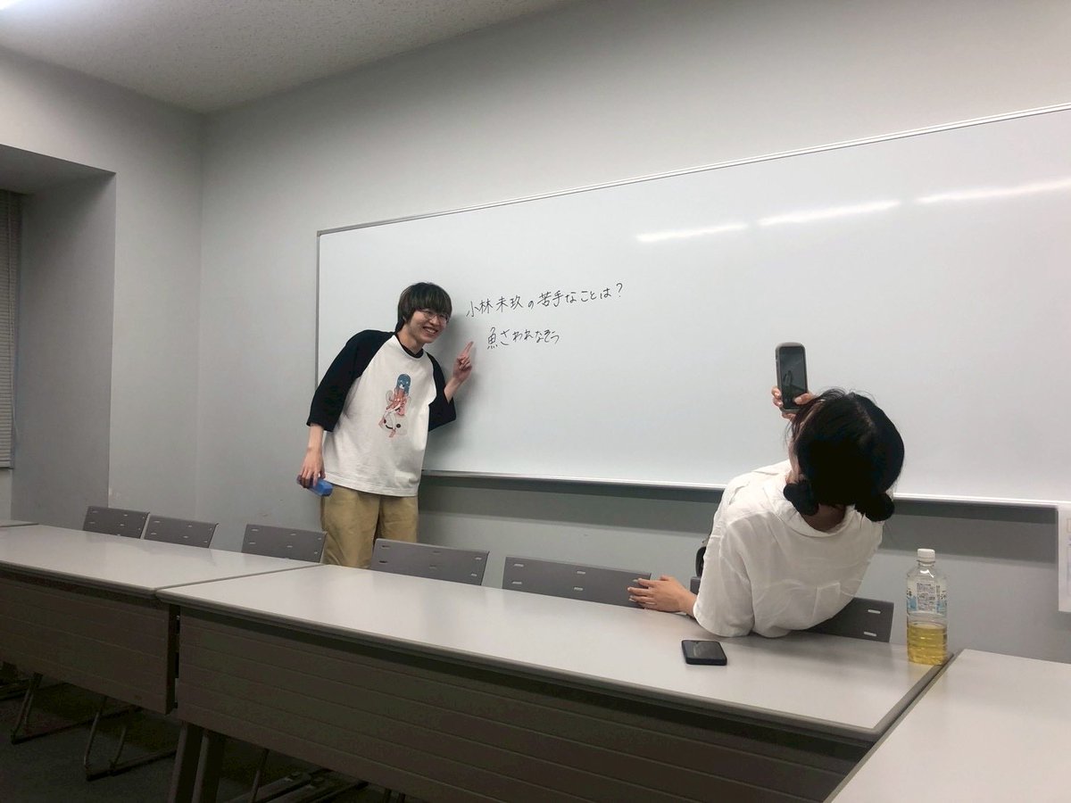 stripgun9's tweet photo. 🐎 【演者紹介】 🐎
①きしゃぽ
②千原ゆう、こばみく
③おなかにパイン アロハ🎶 https://t.co/Sd5gHoQda2