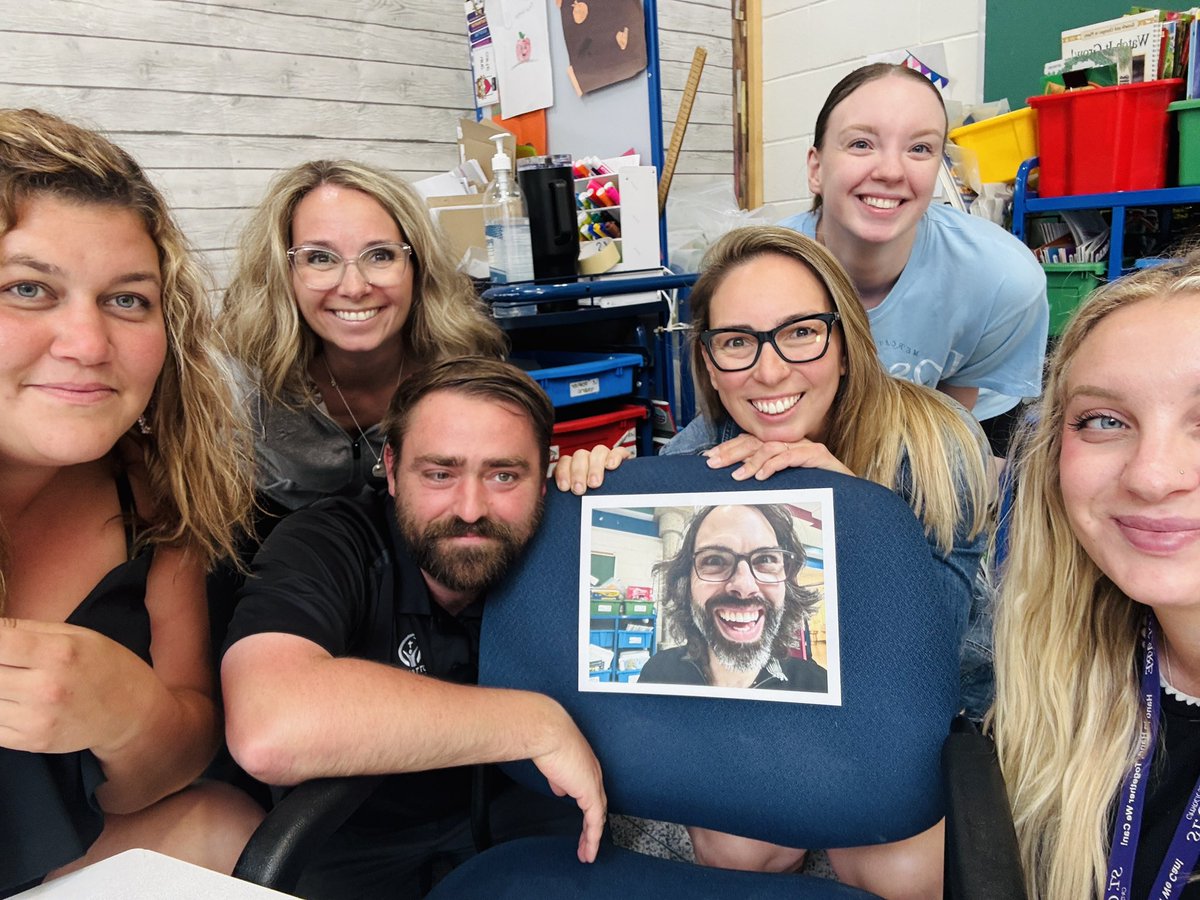Ms.Burri (@msburriocsb) on Twitter photo This is what school family is all about! ✨ Beyond grateful to work with these very special educators! #ShineBright #OcsbFamily <a href="/StClareOCSB/">St. Clare School</a> <a href="/MlleMelissaOCSB/">Mlle Melissa (she/her/elle)</a> This is what school family is all about! ✨ Beyond grateful to work with these very special educators! #ShineBright #OcsbFamily <a href="/StClareOCSB/">St. Clare School</a> <a href="/MlleMelissaOCSB/">Mlle Melissa (she/her/elle)</a>