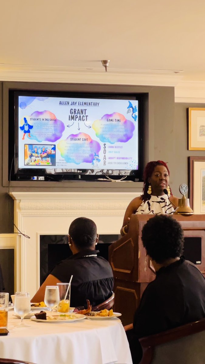 Bell, Maya tweet media