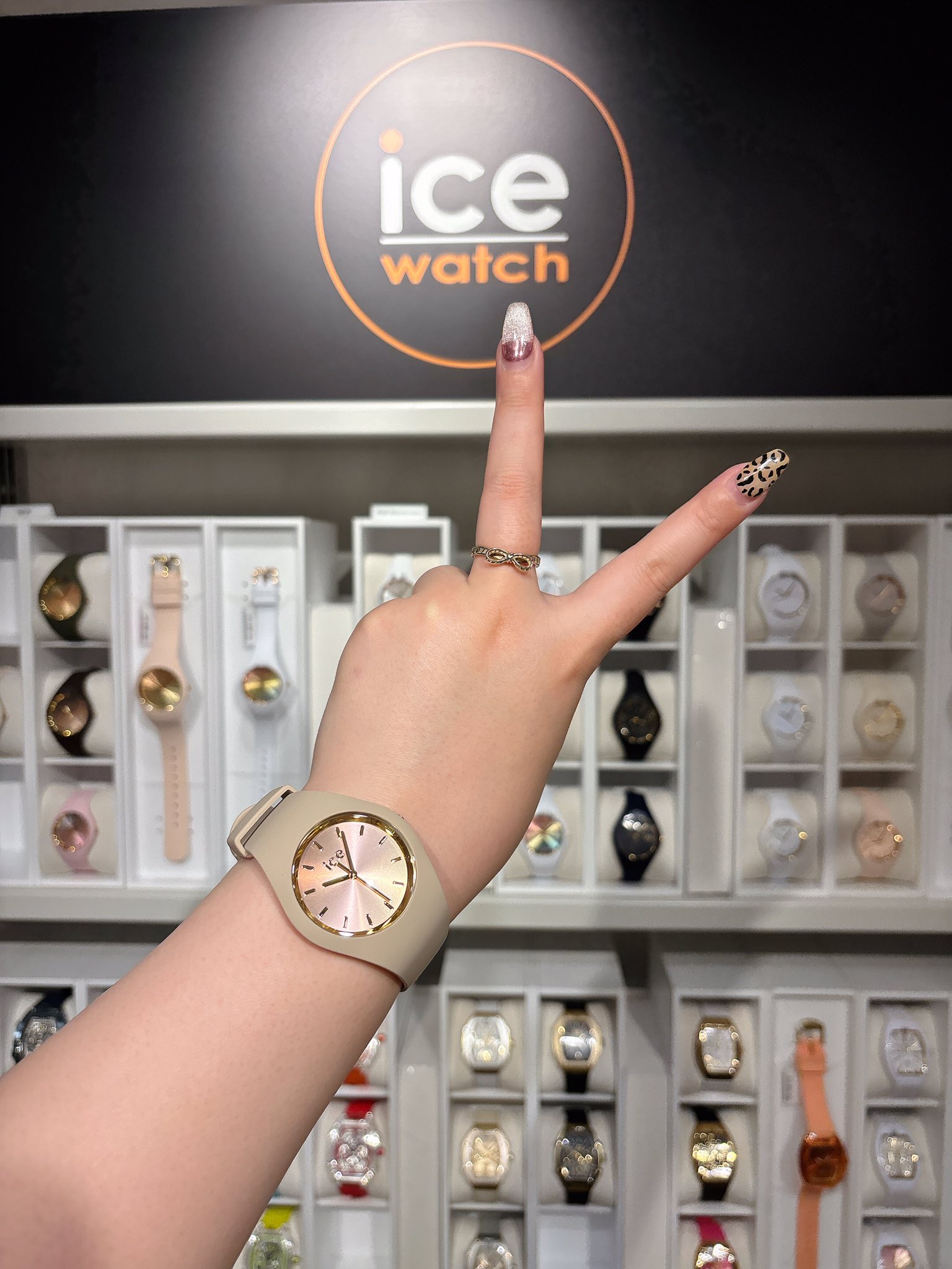 アイスウォッチ - Search / X