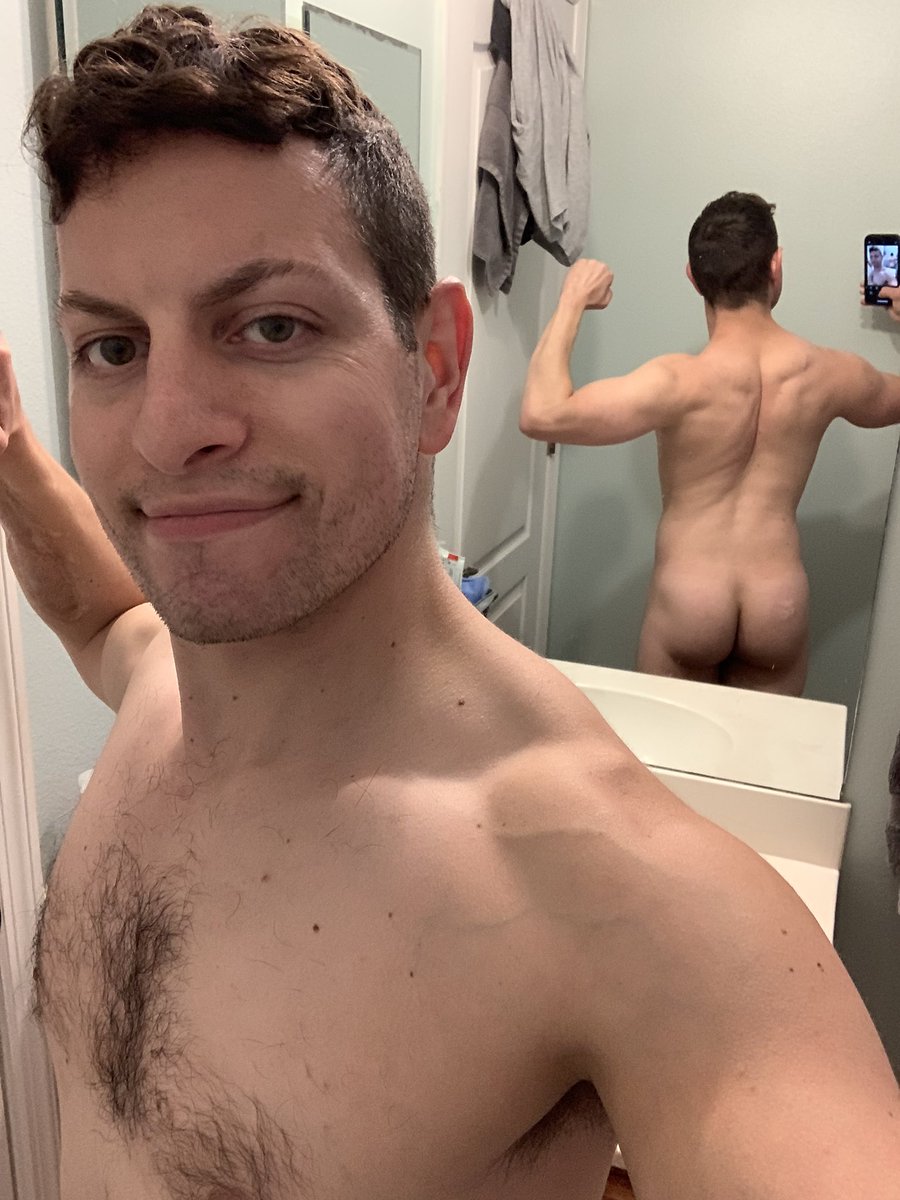 Post workout pic, got a good pump 💪