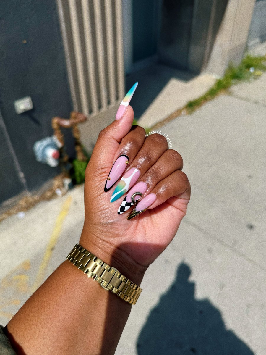 Lee snapped yet again.