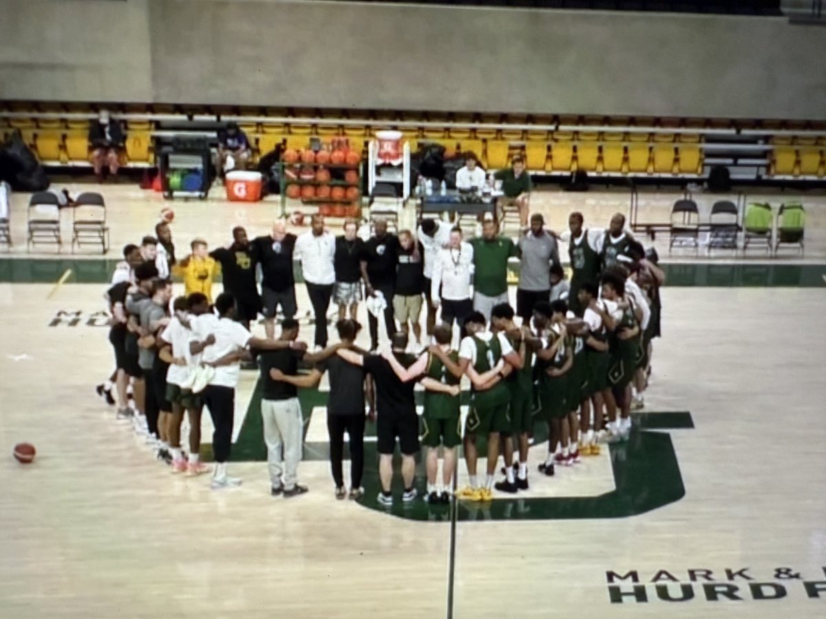 Scott Drew (@budrew) on Twitter photo Always a BLESSING to learn from the š»šVets! Thank u ā¦<a href="/taureanprince/">TP</a>ā© ā¦<a href="/JaKobeWalter1/">JaāKobe Walter</a>ā© ā¦<a href="/YVESMlSSI/">YvesMissi</a>ā© ā¦<a href="/_MrDoWork/">MaCio Teague</a>ā© ā¦<a href="/J_Hooper11/">Jared Butler</a>ā© ā¦<a href="/DaleBonnerr/">Dale Bonner</a>ā© ā¦<a href="/LaceDunn24/">Lacedarius Dunn</a>ā© and Jake Lindsey / Kevin Rogers! Always a BLESSING to learn from the š»šVets! Thank u ā¦<a href="/taureanprince/">TP</a>ā© ā¦<a href="/JaKobeWalter1/">JaāKobe Walter</a>ā© ā¦<a href="/YVESMlSSI/">YvesMissi</a>ā© ā¦<a href="/_MrDoWork/">MaCio Teague</a>ā© ā¦<a href="/J_Hooper11/">Jared Butler</a>ā© ā¦<a href="/DaleBonnerr/">Dale Bonner</a>ā© ā¦<a href="/LaceDunn24/">Lacedarius Dunn</a>ā© and Jake Lindsey / Kevin Rogers!