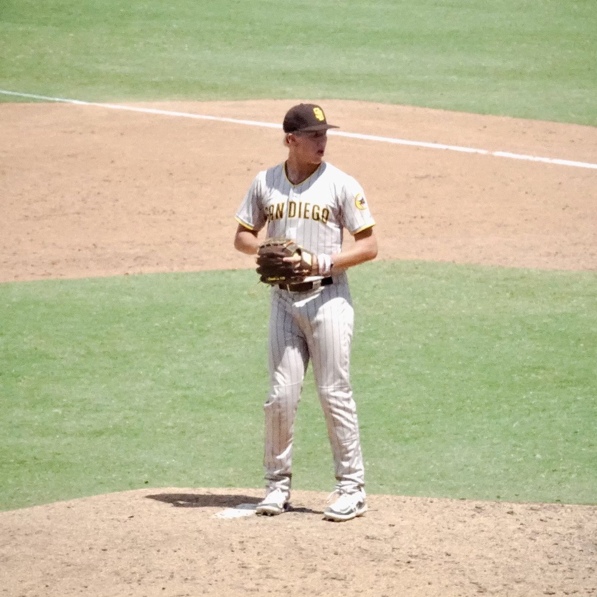 Caleb_Driessen's tweet image. Looking forward to pitching at the WWBA this week with the San Diego Padres Scout Team.  First game at East Cobb tomorrow afternoon. 

@PSTeams_ @PG_OhioValley