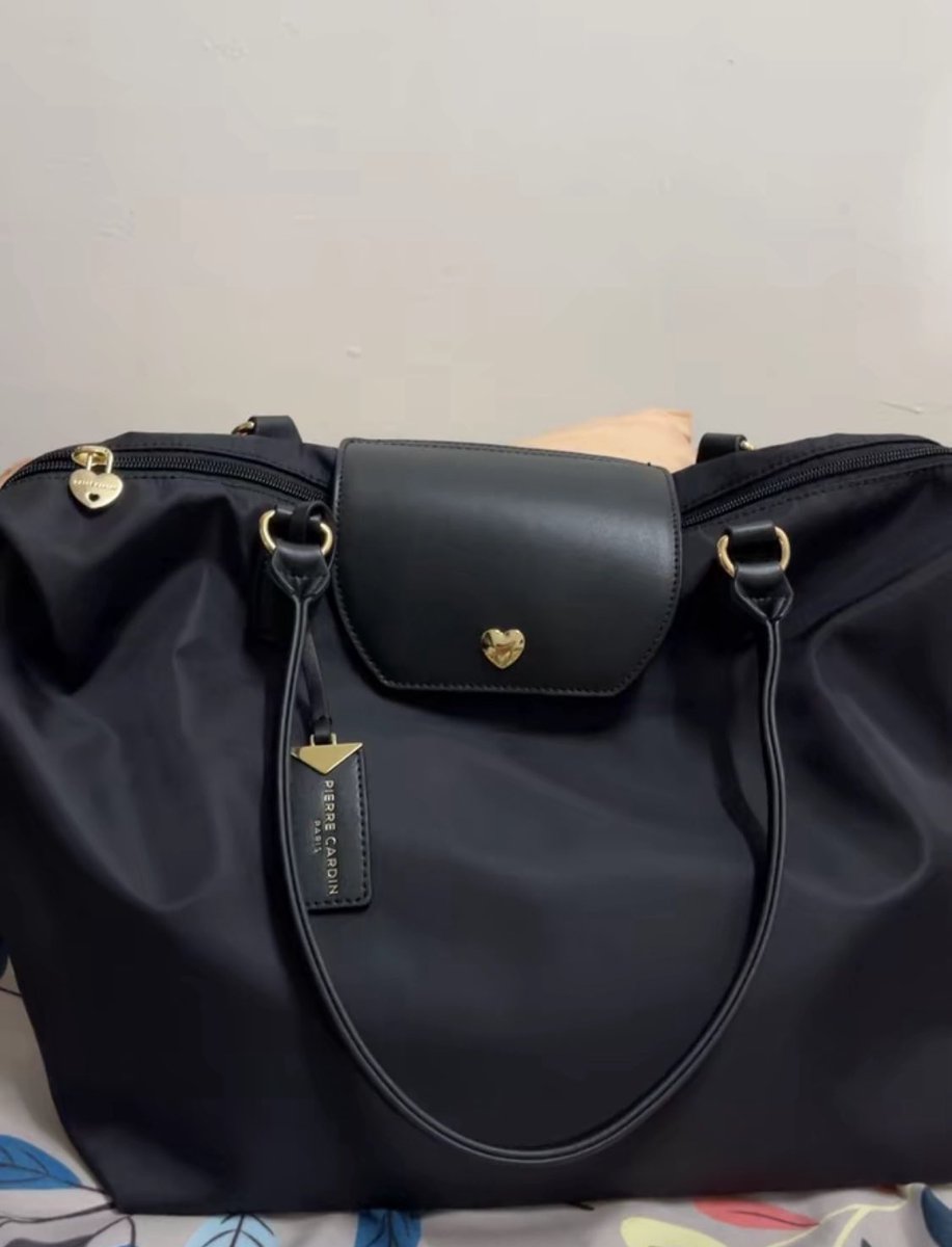 Terjumpa beg sebijik macam Longchamp…tapi harga dia boleh beli dua biji terus weh!!🙈🙈