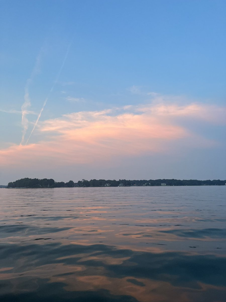 Ridgebacks enjoyed the warm LKN sunset.