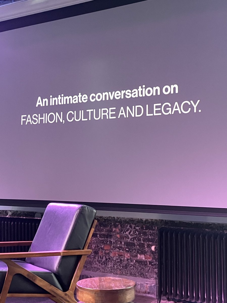crystalshipnyc's tweet photo. Congrats again to ⁦@RobinGivhan⁩ on her new book #MakeItOurs and ⁦@lynettesaid⁩ as moderator sponsored by #BlackFashionFair https://t.co/Wk8uTEbycK