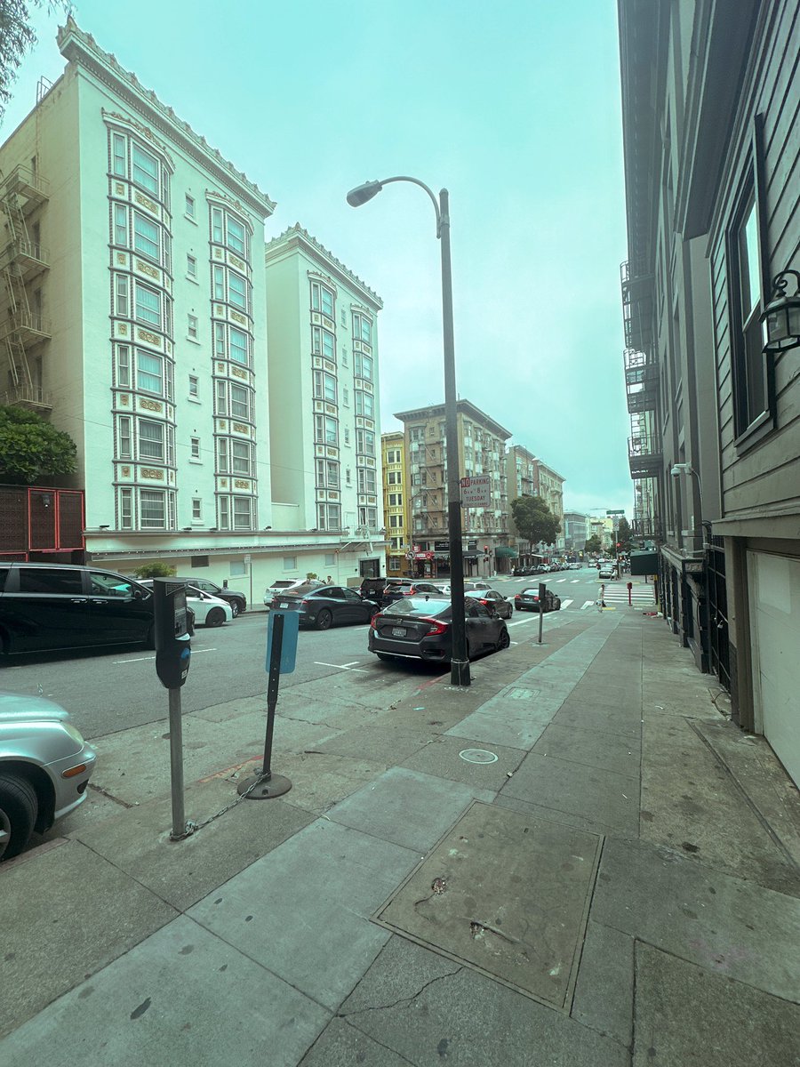joshuaykoo's tweet image. Poop street sf