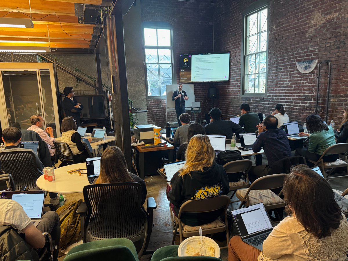 hypermodeinc's tweet image. Thank you @founderscreate for hosting us tonight!
“I’ve heard a ton about agents, but I’d never built one… until tonight.”
Love seeing a room full of #agent-curious builders launch their first AI agents. 🚀