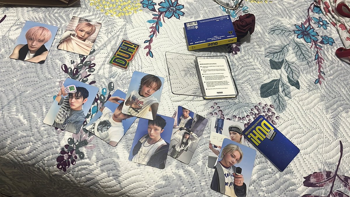 No dia q eu decidir vender os card q eu tenho do Jiung eu vou lucrar viu, estou a 0 álbuns sem tirar ele
