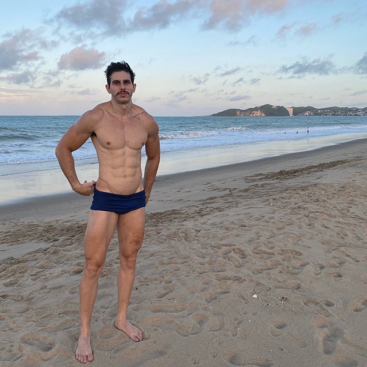 Me entreguei pro momento