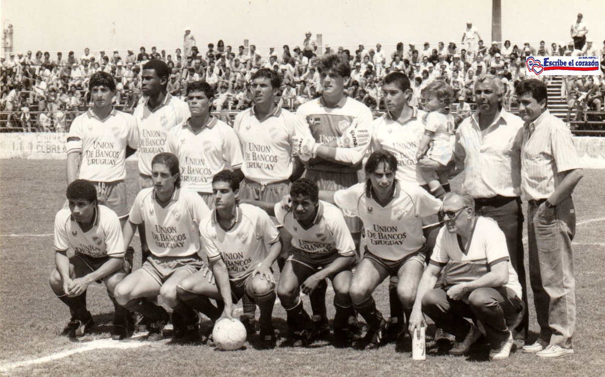 3ª División del Club Nacional de Football.
Jugadores; Carballo, Wanchope, Coronel, Mozo, Percovich, Gómez. Abajo: Olivera, Chilindrón, Bautes. Minguta y Silvera. DT; A.Brunel.