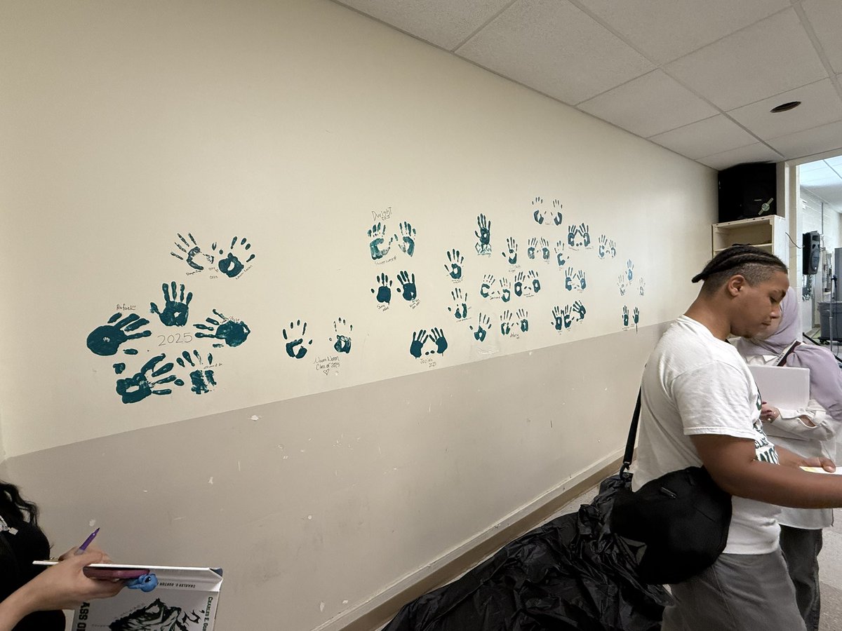 Cyrus Shojai (@ap_shojai) on Twitter photo The Class of 2025 left their mark — literally! 🖐️🎨 Big thanks to Ms. Mazahreh for helping our seniors create this special mural of handprints. <a href="/Prin_MoralesGHS/">Mr. Jamie Morales</a> <a href="/RcollinsJudon/">RoseAnne Collins-Judon</a> <a href="/AnibalSolerJr/">Aníbal Soler, Jr.</a> The Class of 2025 left their mark — literally! 🖐️🎨 Big thanks to Ms. Mazahreh for helping our seniors create this special mural of handprints. <a href="/Prin_MoralesGHS/">Mr. Jamie Morales</a> <a href="/RcollinsJudon/">RoseAnne Collins-Judon</a> <a href="/AnibalSolerJr/">Aníbal Soler, Jr.</a>
