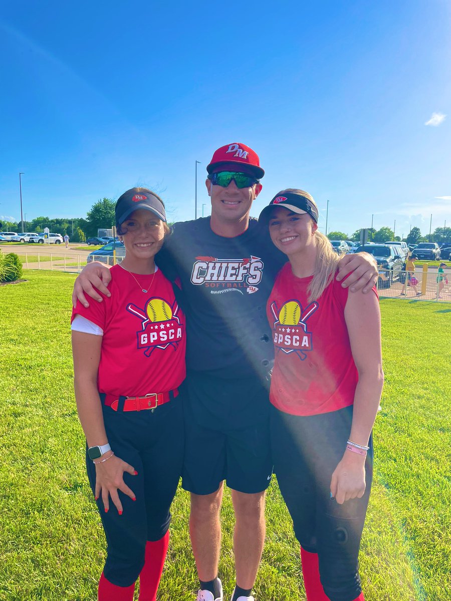 Dee-Mack Softball tweet media