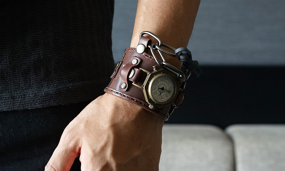 くるき亭 文字盤は漢字表記 作家手作り腕時計 くるき亭 (@kurukitei) /