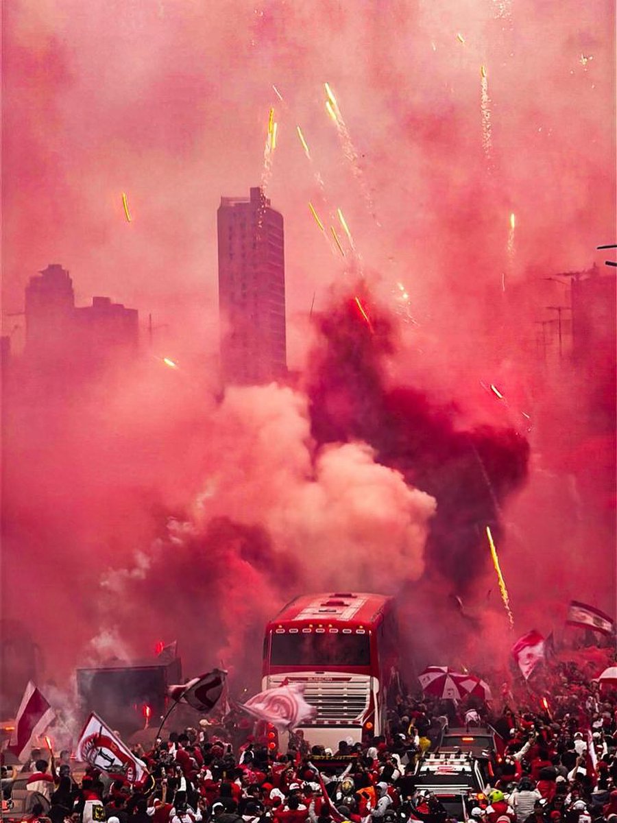 Ultramaniatics's tweet photo. GARRA Y CORAZON
Independiente Santa Fe 
vs
Independiente Medellin 
Primera Final de la Liga en Bogotá 
🇨🇴 24.06 https://t.co/YHbwbHHh2l