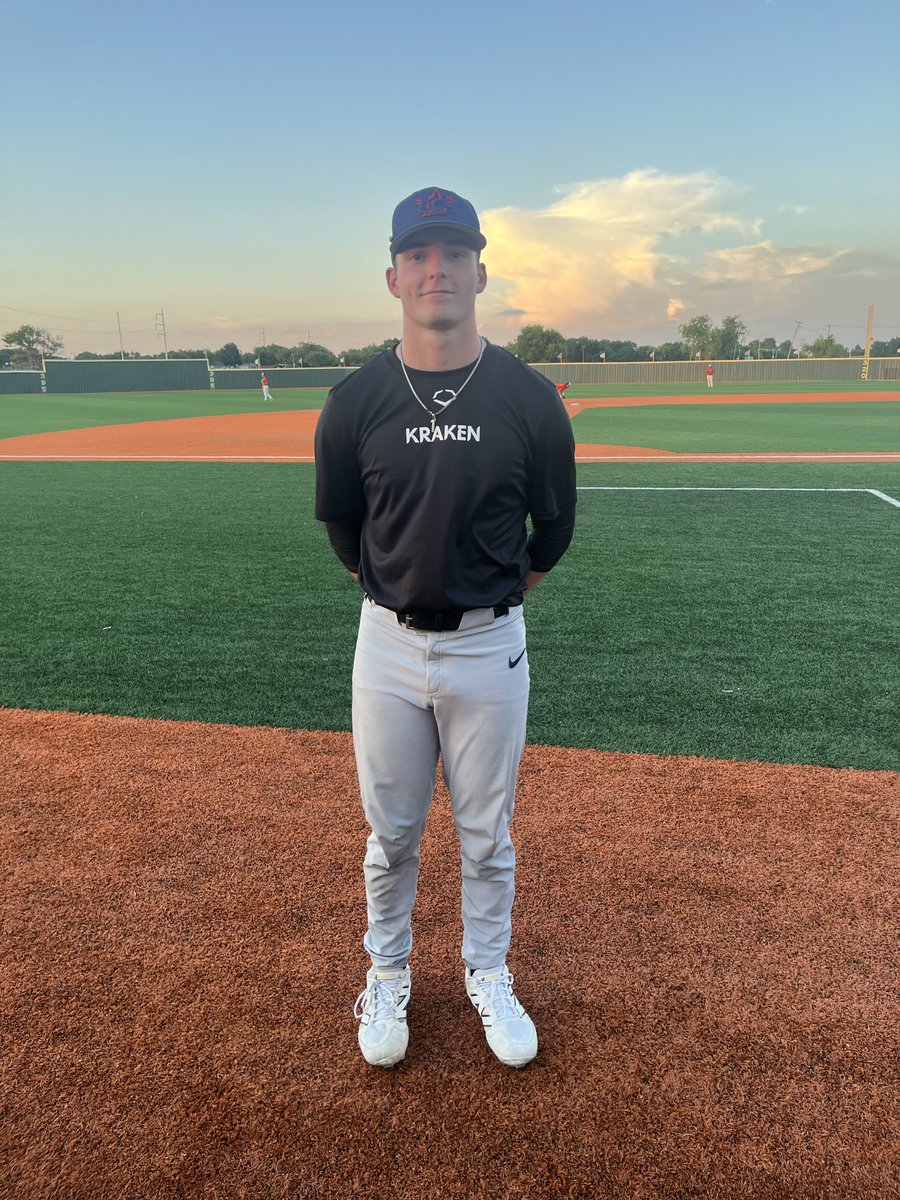 FiveToolCollege's tweet photo. F: @LonestarKraken 6, DFW Twins College0
PoG: @LukeBillings44 3.1 IP, 3K, 2H, 0R / 2-3, 2 2B, 2 RBI, R https://t.co/4xNaieDKWc