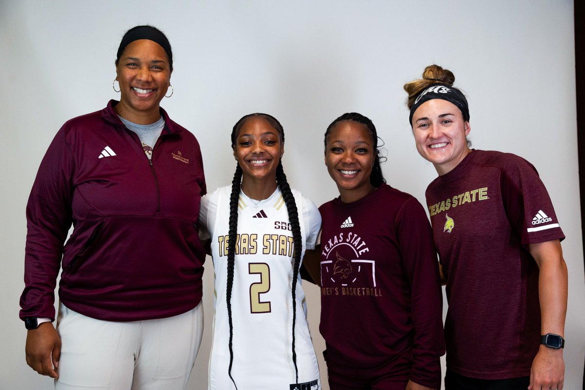 Aja Smith tweet media