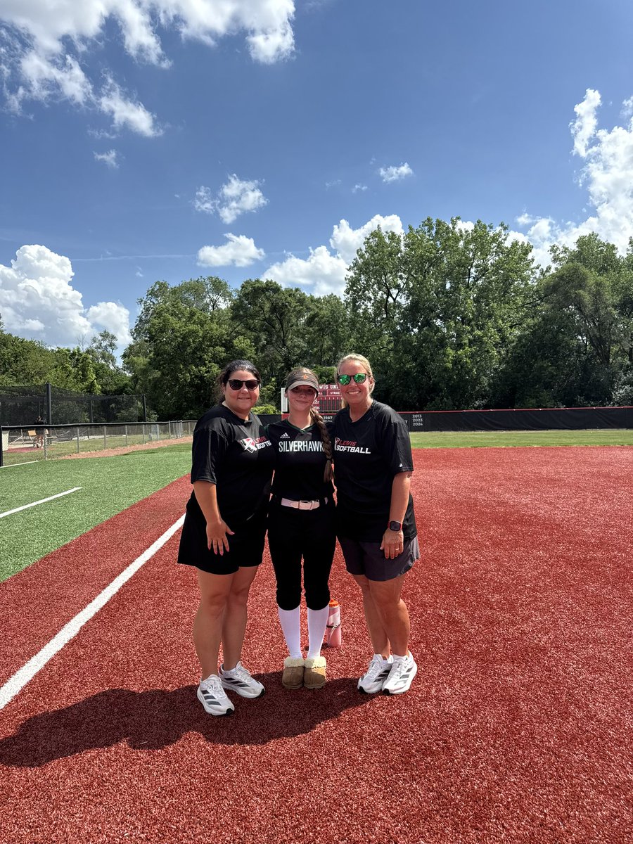 Taylor Grendzinski (@taygski2026) on Twitter photo Had a fun/hot day attending a camp at <a href="/LewisSoftball/">Lewis Softball</a>. It was a great experience with scrimmages & a tour of the school. Thank you <a href="/CoachBeckyPearl/">Becky Pearl</a> <a href="/cierra_taylor16/">Cierra Taylor</a> <a href="/meghanbontragr_/">Meghan Bontrager</a> and players for an awesome camp!
<a href="/SilverHawkSball/">Silver Hawks</a> 
<a href="/CoachErik_/">Erik Wintlend</a> 
<a href="/Coach_McNulty/">Lauren McNulty</a>
<a href="/harner_heather/">Heather Harner</a> Had a fun/hot day attending a camp at <a href="/LewisSoftball/">Lewis Softball</a>. It was a great experience with scrimmages & a tour of the school. Thank you <a href="/CoachBeckyPearl/">Becky Pearl</a> <a href="/cierra_taylor16/">Cierra Taylor</a> <a href="/meghanbontragr_/">Meghan Bontrager</a> and players for an awesome camp!
<a href="/SilverHawkSball/">Silver Hawks</a> 
<a href="/CoachErik_/">Erik Wintlend</a> 
<a href="/Coach_McNulty/">Lauren McNulty</a>
<a href="/harner_heather/">Heather Harner</a>