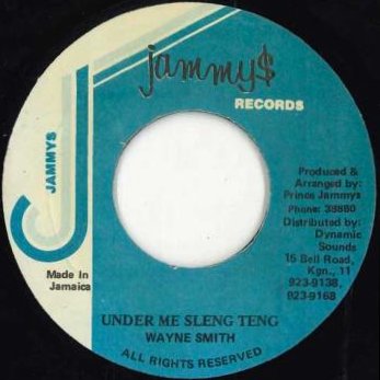 kulmc's tweet photo. #部員が持ち回りで選曲する企画 #Dancehall #カシオMT40 #KingJammy
【今日の一曲:06/25】Wayne Smith - Under Me Sleng Teng
https://t.co/rmDmhM6FvU
・スレンテンリディムの成功は、生バンドで録音するアナログから、シンセサイザー、ドラムマシン、サンプラーを用いたデジタル制作へと移行させた https://t.co/u33PzIgml4
