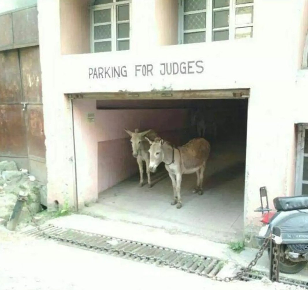 dekhane_mukul's tweet image. Sometimes jokes are created automatically
👇😁😁😁