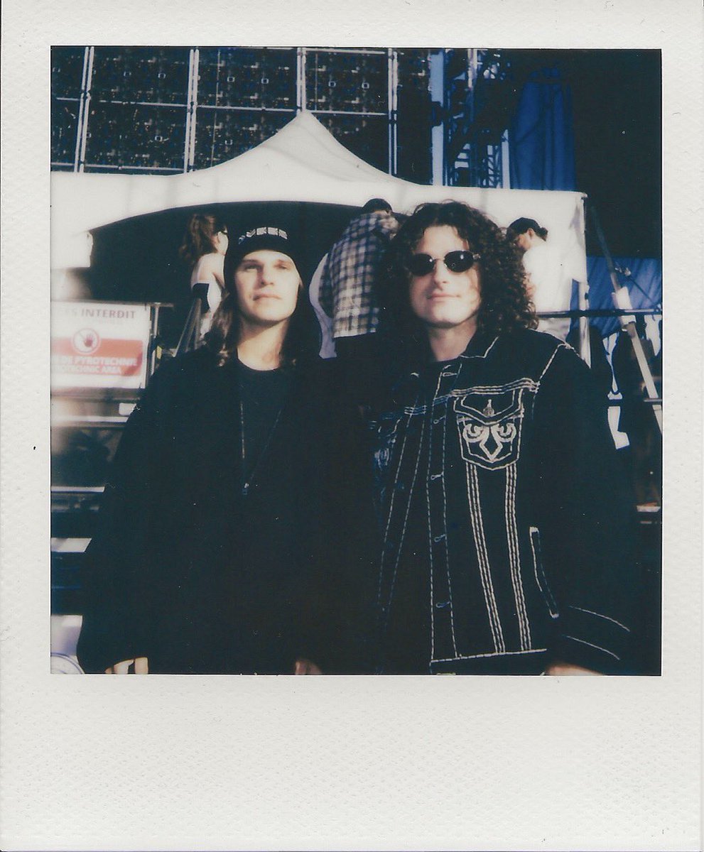 shake it like a Polaroid picture