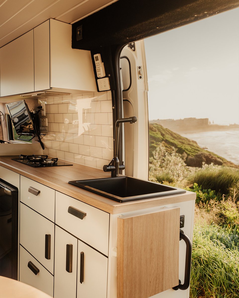 gointerstate's tweet image. 🍳 Breakfast with a view? Yes please.⁠
Want a kitchen with a view that changes daily? Dinner prep has never been so inspired. ⁠
Where would you pull up and start sizzling?⁠
⁠
#vanlife #campervan #motorhome #rv #newcastle #nsw