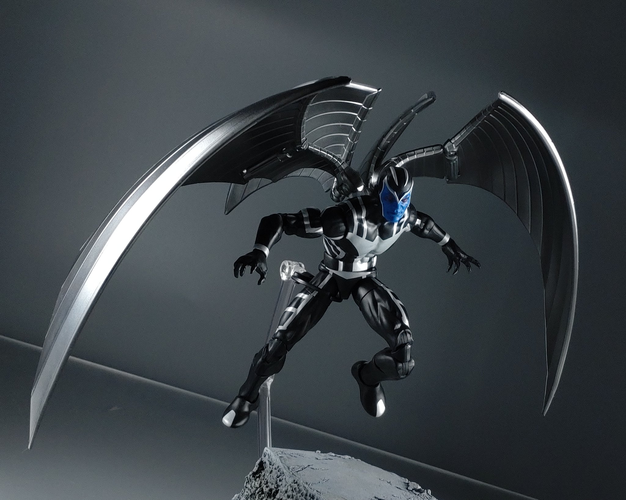 Hasbro Marvel Legends Series X-Force Archangel 6-in Action
